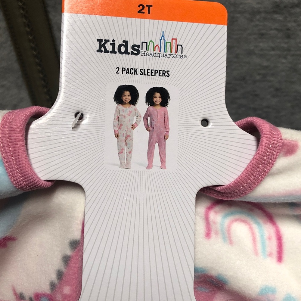 Pink 2 pack sleepers and Minnie Mouse Blanket bundle. NWT - Picture 2 of 5